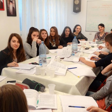 Meditații cu tinerii